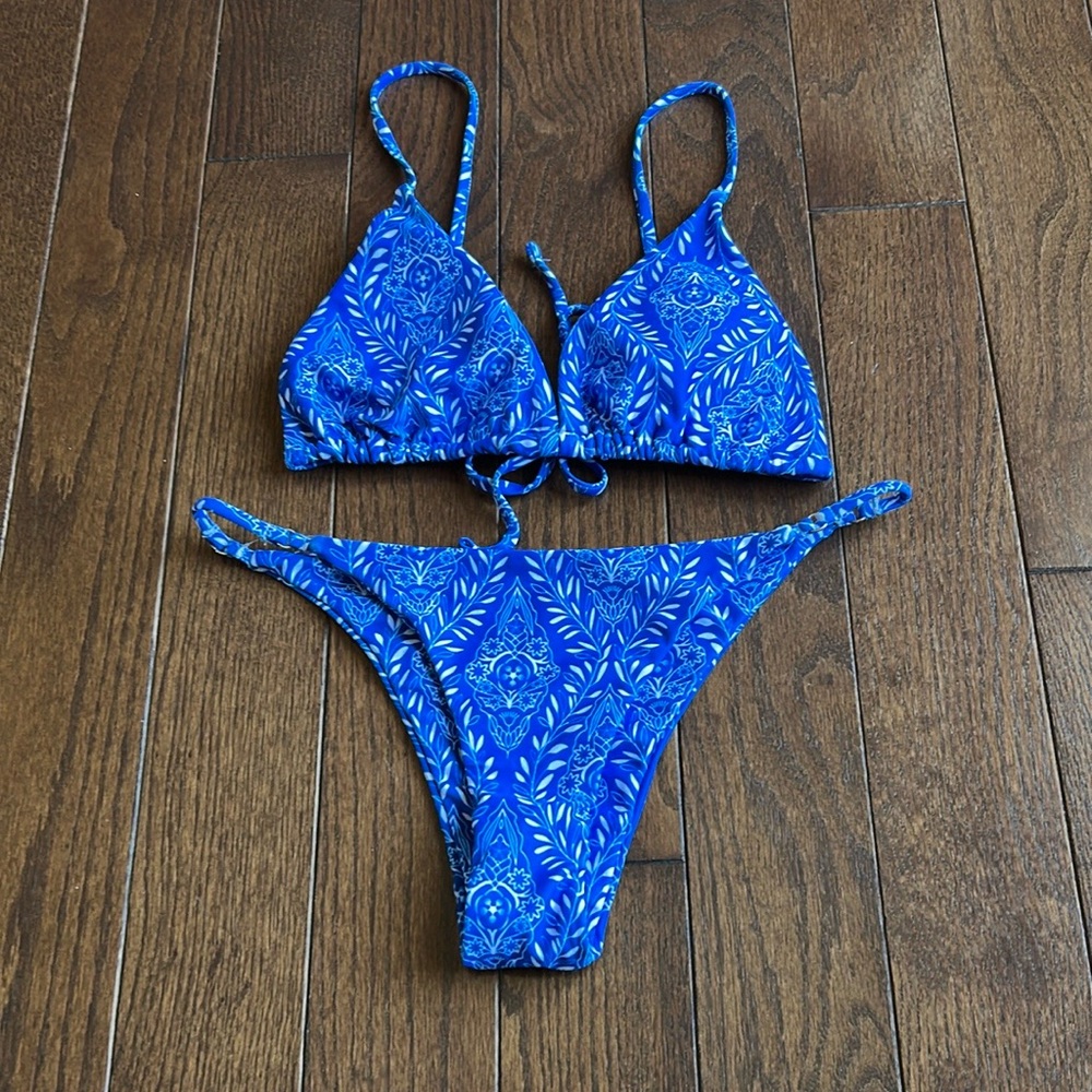 Blue and white size small bikini